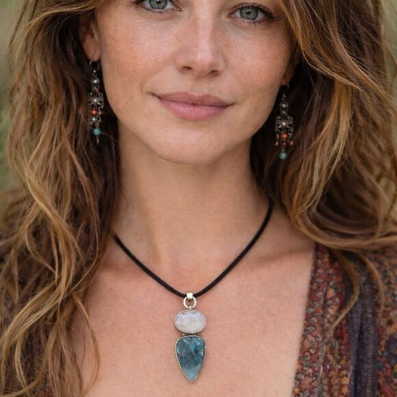 Artisan Jewelry - Blue Apatite Rainbow Moonstone 925 overlay pendant organza gift bag necklace